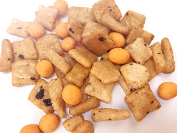 OEM برنج Crackers تند تند عطر و طعم سالم غذای مخلوط اسنک غیر GMO رایگان از سرخ کردن