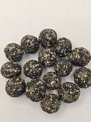 Five Black Sesame & Peanut Crunchy Bars - Black Sesame, Black Wolfberry, Black Bean, Black Mulberry, Black Rice Blend