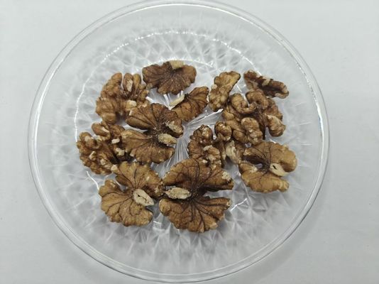 مغز گردوی بو داده شده سالم با مواد طبیعی