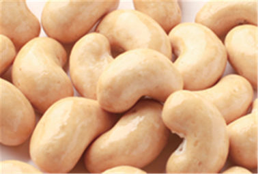 آجیل بادام زمینی طعم دار سس سویا طبیعی تغذیه سالم برای چشم ها