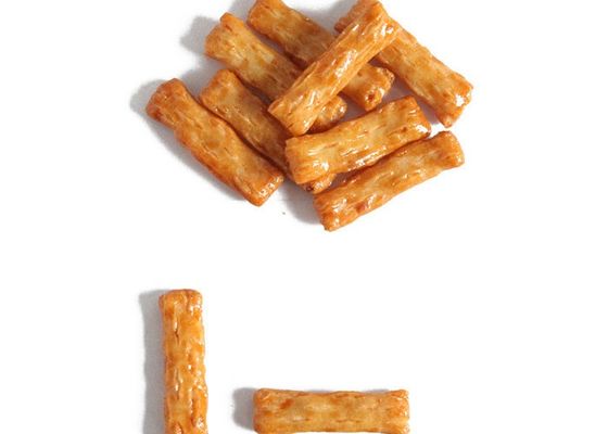 HALAL OEM BBQ ， پنیر ، BBQ ، Bugles تند ، و غیره Flavour Crispy Rice Crackers Health میان وعده های طبیعی و خوش طعم